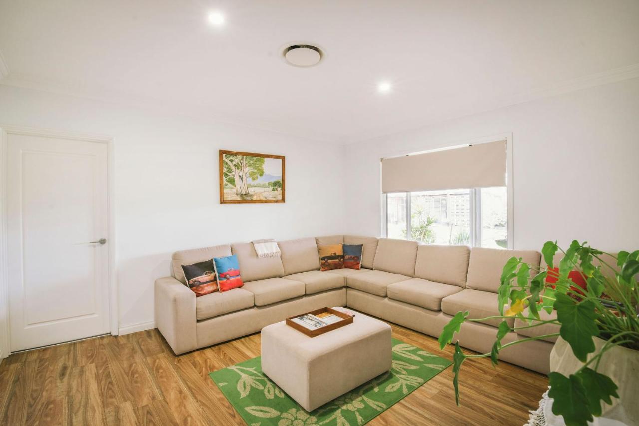 The Mains Guest House 2 Bedroom Farm Stay Corrigin المظهر الخارجي الصورة